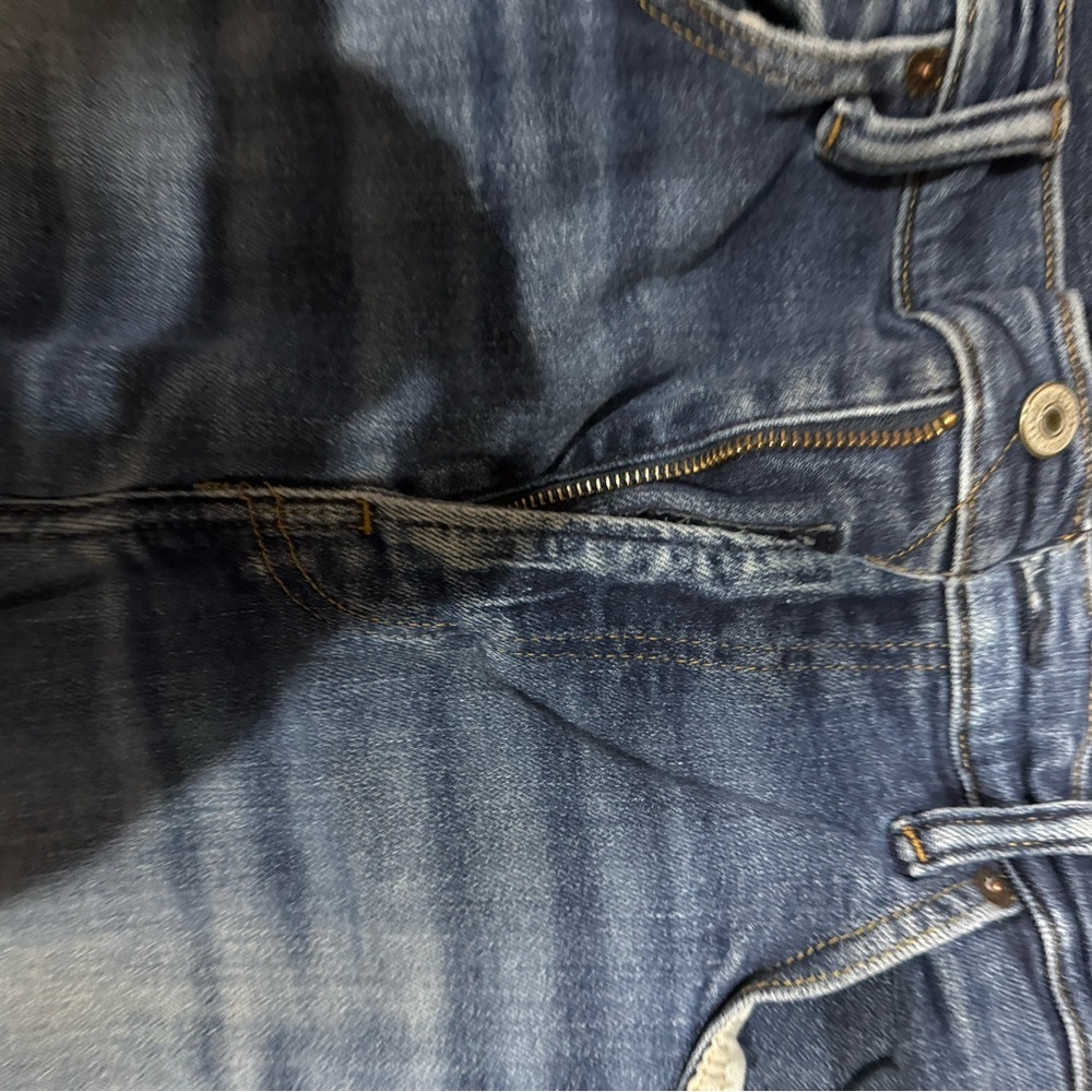Lucky Brand Men's Dark Blue 223 straight Jeans - Picture 2 of 6